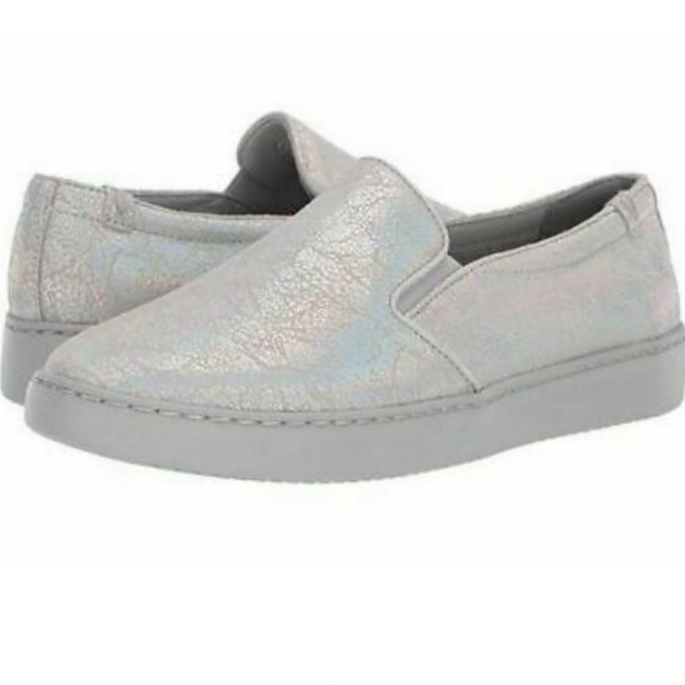 Vionic Size 7 Mahoney Avery Iridescent Metallic Slip Ons